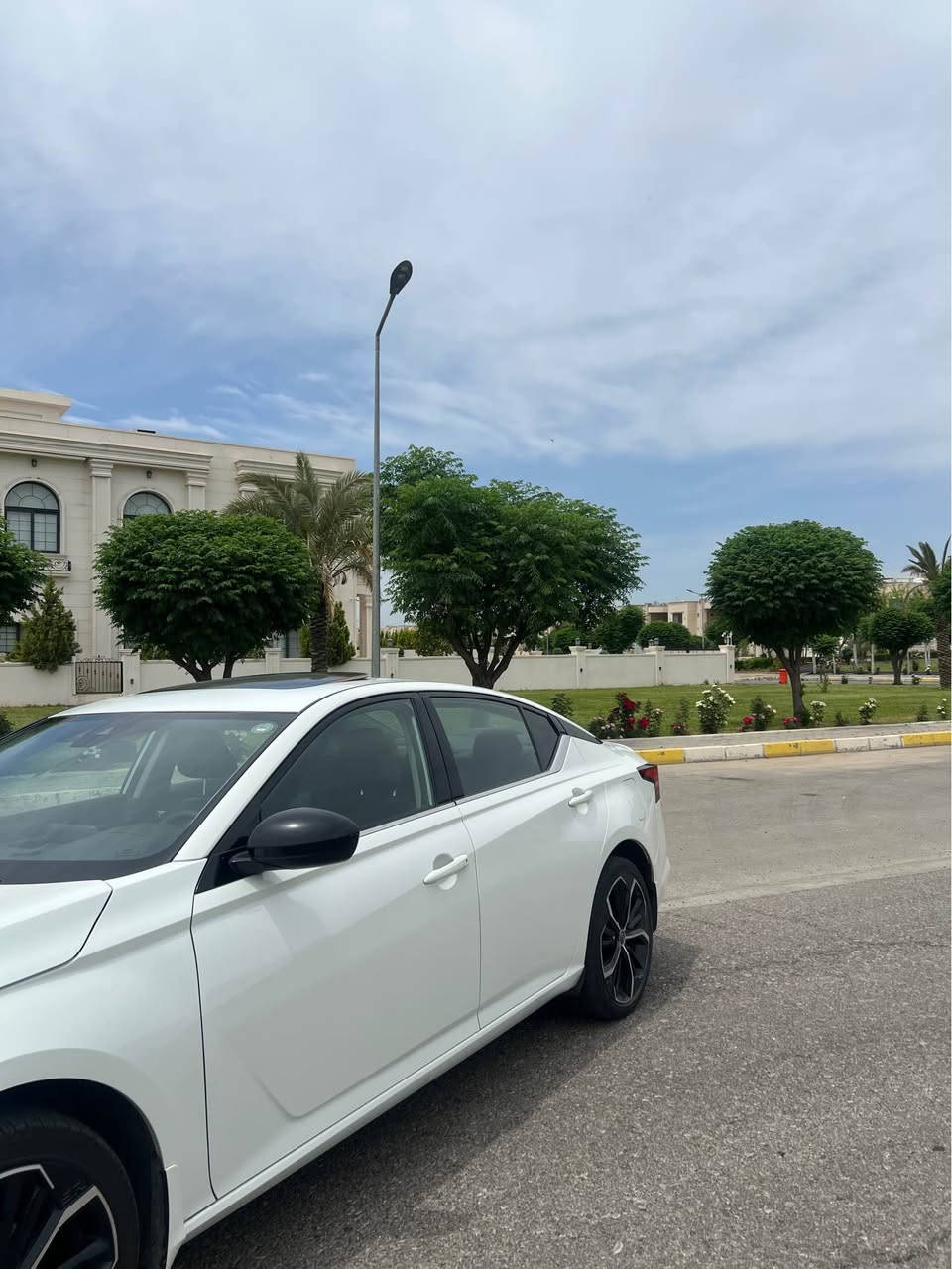 Nissan altima 2023 SR AWD foll 
نیسان التیما ٢٠٢٣
مودێل:٢٠٢٣
فول ماسفاتSR Plus 
١.بصمە
٢.شخال
٣.وایرلیست جارج
٤.شاشە
٥.سلایت
٦.لایت زینو
٧.لایت لید
٨.راداری پێشەوە
٩.راداری پشتەوە
١٠.ختی جادە
١١.ویل کپ
١٢.دەرگا بسمە
١٣.کامرە
١٤.حساسی پێشەوە
١٥.کوشن جلد
١٦.کوشن کهرەبای
١٧.راداری اوینەکان
١٨.شفتەی ستێرن
١٩.کشن هیتەر استێرن هتیەر
٢٠.ماوەی رویشتن:37مایل
سبوخ:1پارجەو نیو/جاملخ کلێری امریکا/نیو جاملخی 
سبوخە دوبەیە
بێ ارباگ هاتا ارباگی شانەکانیش نەتەقیوە
⚠️رسمی حادیسەکە دانراوە 
نرخی:١٦٠
رەقەم:***********
عربی 

SR PLUS AWD 2023 نيسان التيما
فل مواصفات تغيل عن بعد، وايرليس جا
شاشه لكزز , سلايد , لايتات زنون , لايت لد , رادار امامي , رادار خلفي ، رادار بالمري , ويل كب , ابواب بصمه , كامره , حساس خلفي , كشنات جلد , كشن كهربائي , اشاير بالمري , تحكم ستيرن , شفتات ستيرن , تحديد مسار ,تحديد سرعه ,ماشی٣٧مایل
سعر:١٦٠
⚠️صورة حادثة موجود
رەقةم:***********
صبخ:١قطع نص/ جملخ کلێر امرکی/نص جامل صبخ دوبەی أربيل, العراق
