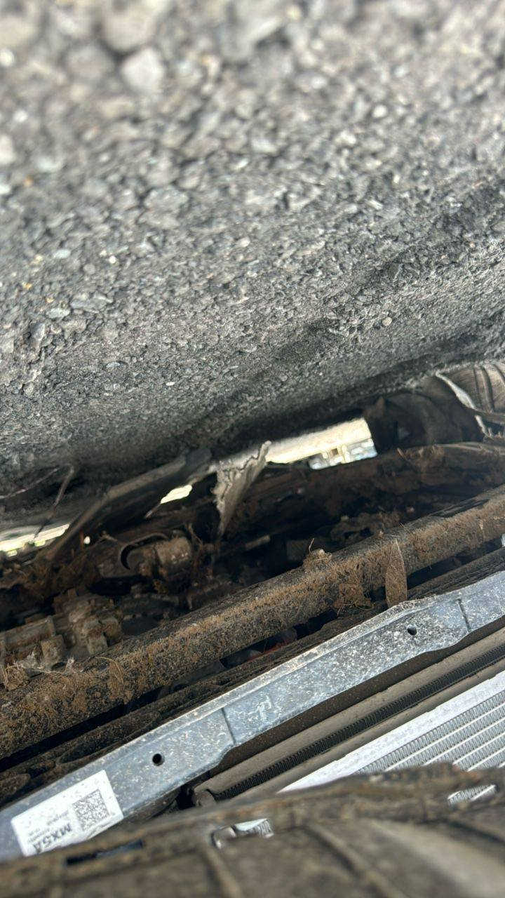 السلام عليكم هيونداي سنتافيا هايبرد موديل 2025 sel ماشيه 11 الف دخول جديد منفيس باسمي مكمرك وكامل الحادث كما موضح بالصور ابيع على وضعها الحادث كما موضح بالصور للاستفسار الاتصال على الرقم التالي السعر 158 وبيها مجال بسيط للشراي 
***********
