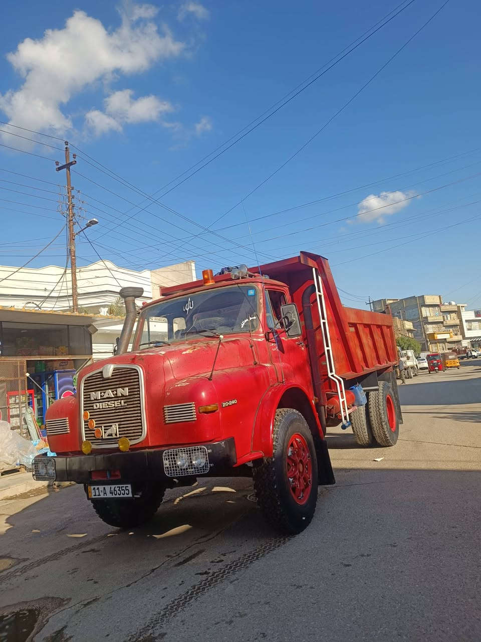 السلام عليكم تم اعاده النشر بسبب الوعود الكاذبة 
مان موديل81 رقم بغداد سنويه وهزة جديده تخم تاير مكينه كير شاصي كفاله عامه مكلف بل نشر للاستفسار ‏‪0771 348 8699‬‏
