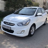 للبيع ...هونداي اكسنت خليجي بلو موديل 2012  ماشيه 92 الف km جرس 120 يش...