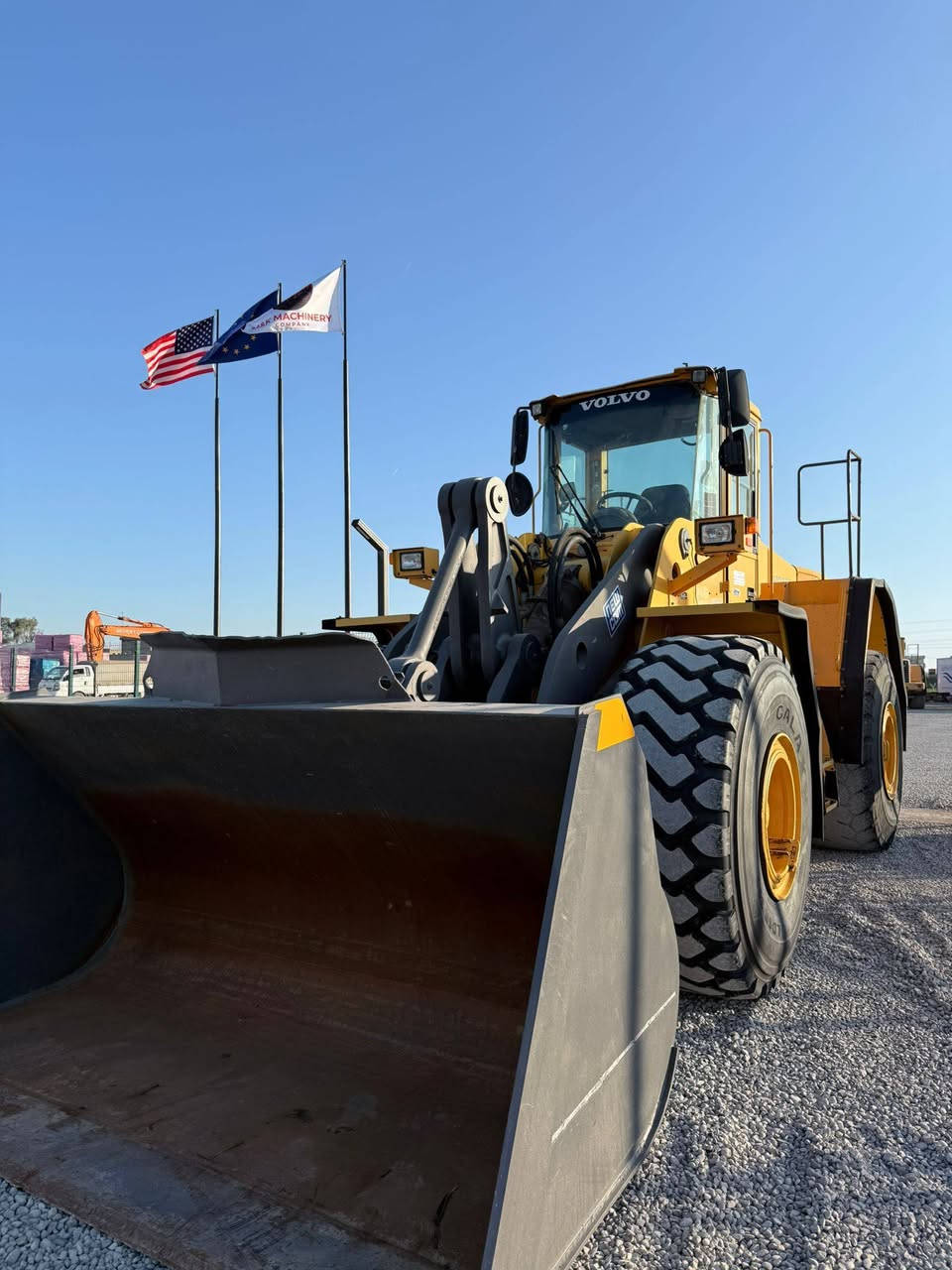 للبيع - بۆ فرۆشتن دخول جدید
———————
عفار  : VOLVO
حجم : L150E
موديل : 2005
مکان   :اربیل قضا ٕخبات معرض باران
—————————
بۆ زانیاری زیاتر پەیوەندی بکەن بەم ژمارە تەلەفۆنە 

***********
***********
