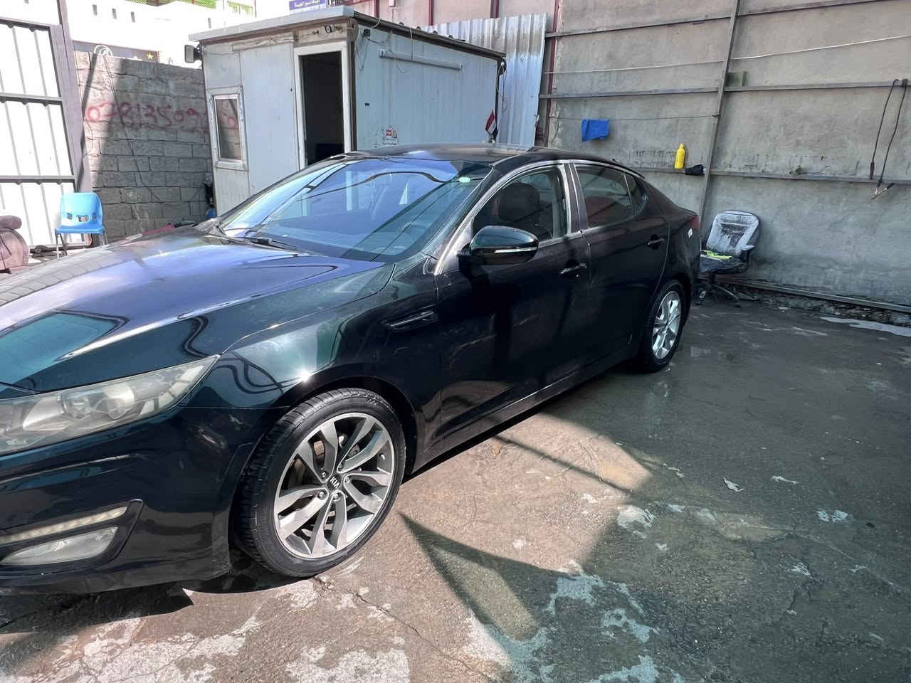 كيا اوبتيما 2012 وارد كوري
محرك 2000 دوش 
اشاير بالمري ومري شفط وتحكمات ستيرن مواصافاة عادية 
رقم سليمانيه سنويتها 2030 الهزة ما منتهيه بعدها 
بيها صبغ فقط نص قبق الجنطة مال رقم وبيها جراد قمارة وبنيد بسيط 
حداديه جديده وسيارة مناقصها شي كامله فقط تبريد 
السعر 95 
للاستفسار المراسله ع الخاص او الاتصال على الرقم ***********
