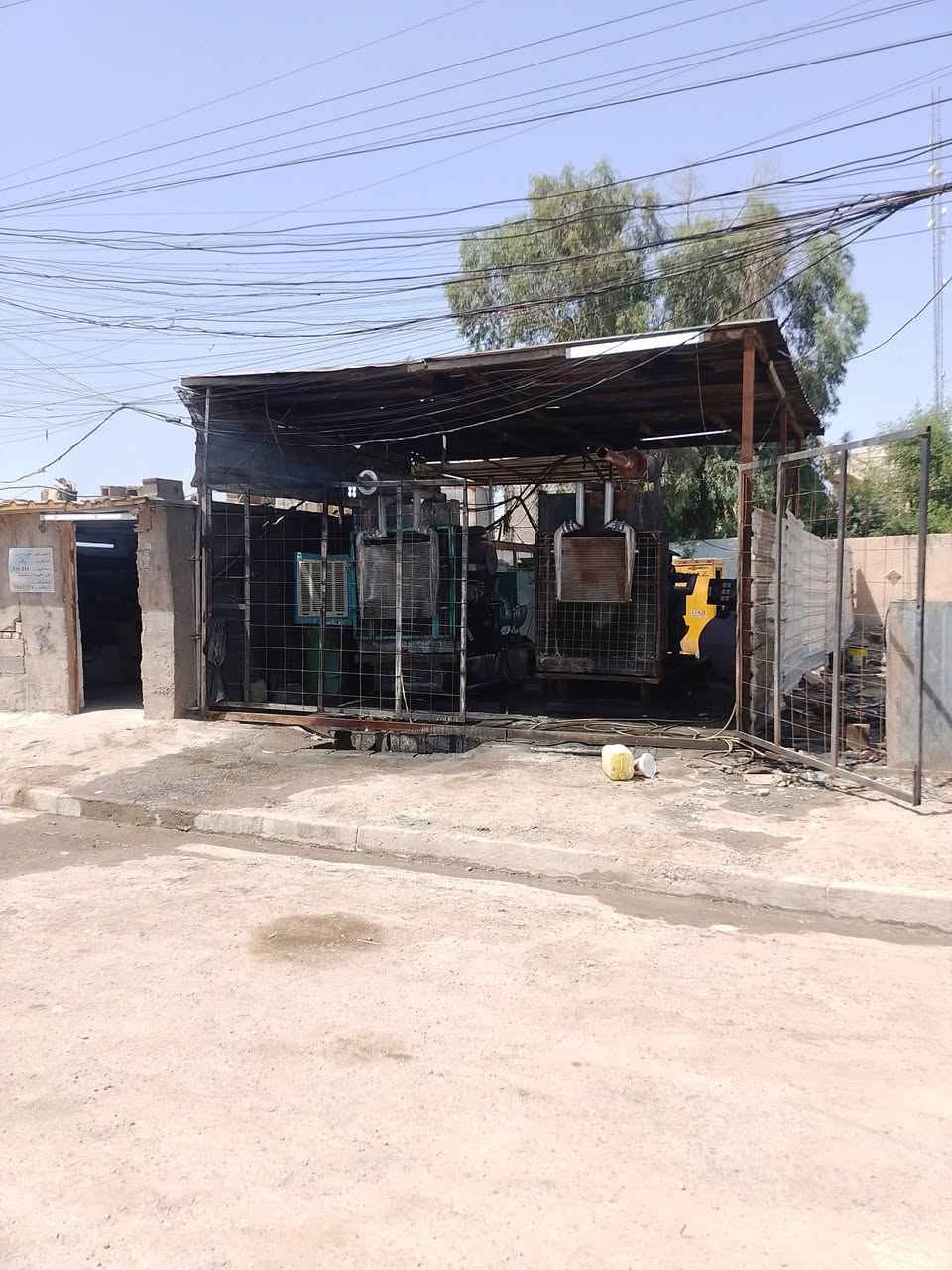 سلام عليكم توفرت عدنه موقع مولدالبيع          شتاير 24 وش12 حملهه 700 وقابل ا
لزياده وبيهه  حصه كاز  بيهه تانكي ينباع وي موقع وبيهه مولد حكوميه
موقع سبع قصور الاستفسار على رقم تالي ***********
