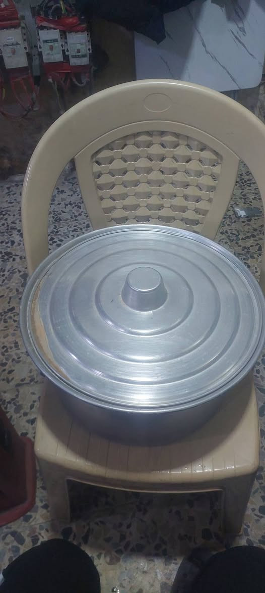 سلام عليكم ميز للبيع هو وغراضه ب ٢٥٠ الف مكاني بغداد شعله بي فتحتين


**إذا كنت صاحب هذا الإعلان وتريد حذفه لأي سبب، رجاءا أرسل رسالة إلى الدعم الفني**