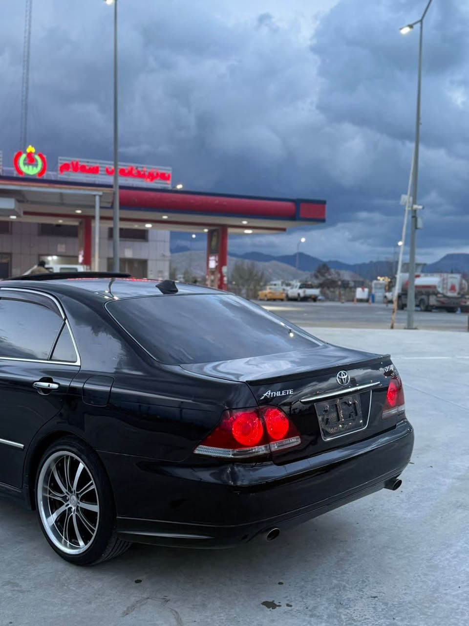 سەرەتا بەناوی خوودا 
شاهینە بڕاوە  
مەکینە ۱۸٠ گێڕ گەورە  🚘
2007 بەسمە ڕەساسی سڵاید ساج سوور کامل سپۆڕتی تۆمسە گێرو مەکینەو پشتو پێش بەشەرت کامل جایز کراو برێکی بەستراوەتەقەو ڕەقەو گشت گیانی بەشەرت چوار تایەو ویلی سپۆڕتی لۆکی لەژێرە دەرێو ناوی جوانە  ڕۆنی گێڕو مەکینەی تازە گۆڕاوە ✅
شوێن کۆیە 
٠۷۷۳۱۷٤٥۳٤۲
٠۷٥٠۳۱۹۷٥۷۹ كويسينجاك, أربيل
