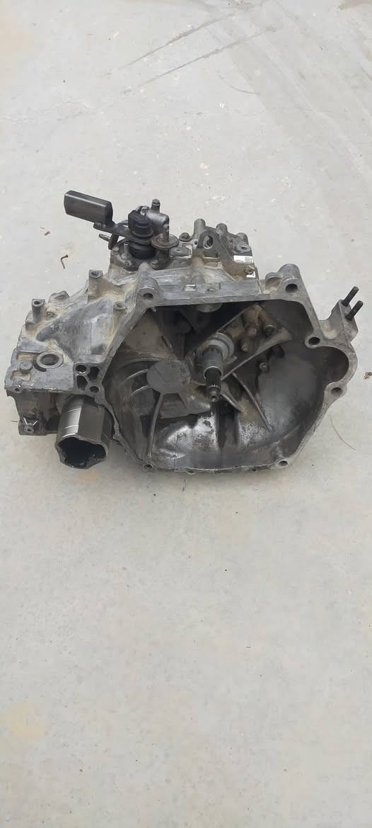 من رخصة الادمن كير عادي لسياره بي واي دي 2013 ويرهم على كل الموديلات من 2013,14,15,16,، لحد موديل 2019 كير عادي بي واي دي جي 3 تحوير ياباني سعره 300 الف موجود على الرقم التالي *********** مكان بغداد مدينة الصدر
