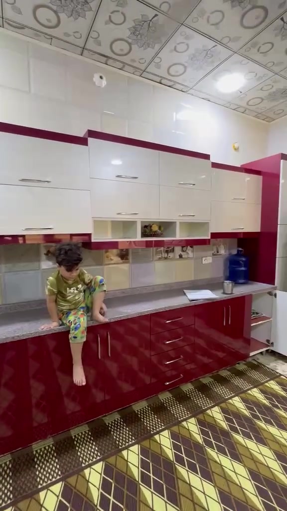 كاونتر مستخدم شيء بسيط نظيف جداً العنوان كربلاء طويريج ***********
