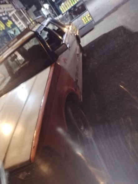 السلام عليكم سوبر 85
رقم احمر راعيها موجود وعدنا بيها وكاله 
مكانها بغداد 
بيع ب15ورقه او مراوس شعندك نزل 
***********
