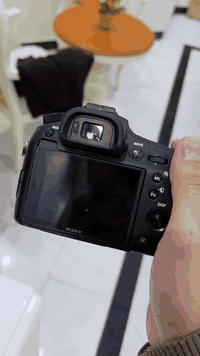 للبيع أو مراوس بكاميرا بقيمتها السعرية 
Sony rx10 iv 

***********

