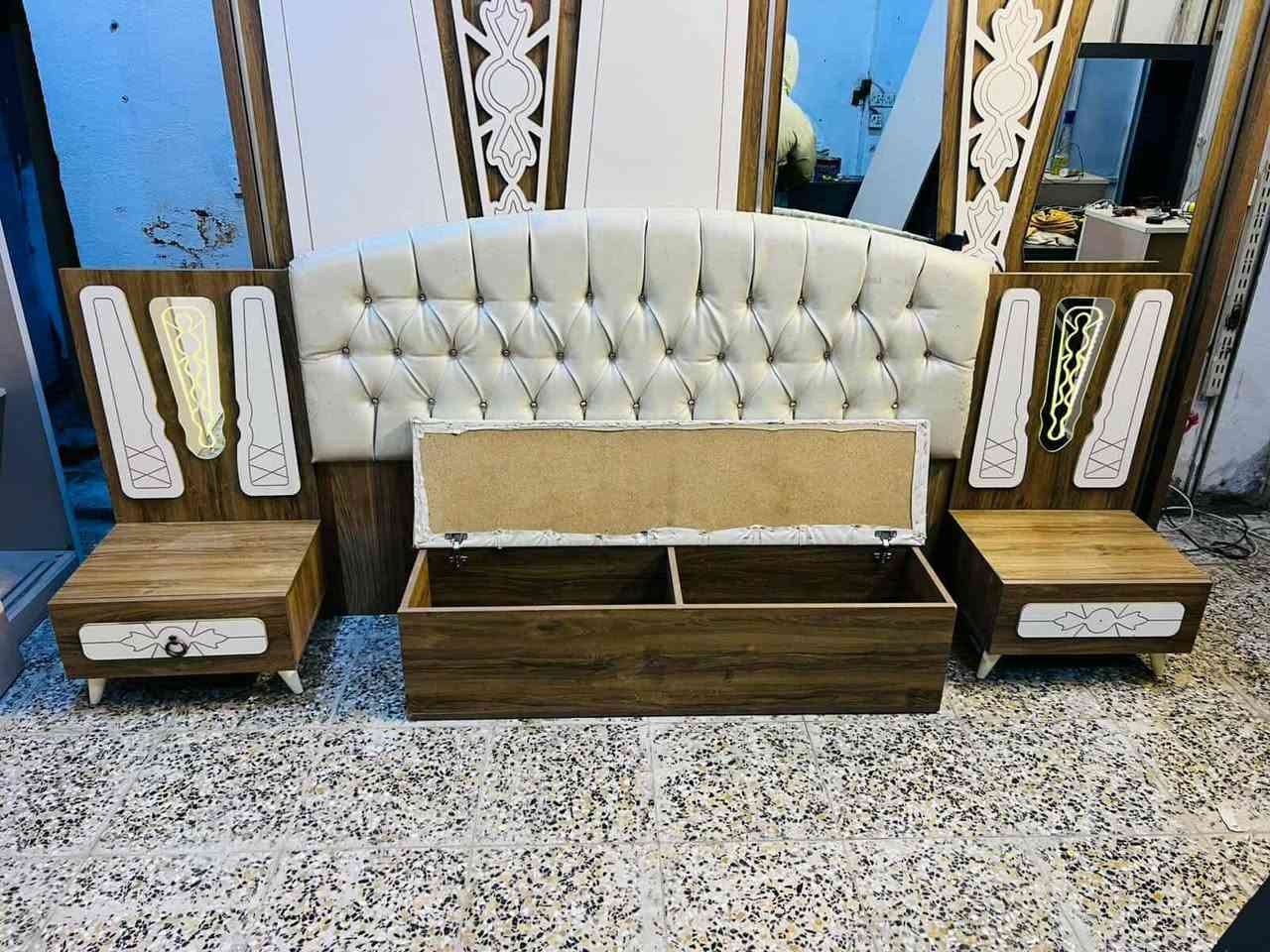 غرفه تركي عنوان بغداد نضافه 100/80توصيل مجاني داخل بغداد.. ومحافضات بكروا  ال شراي يتفضل وتساب ***********
