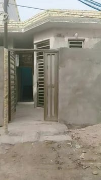 بيت للبيع • ١٠٠م • نهاية الاسكان الصناعي