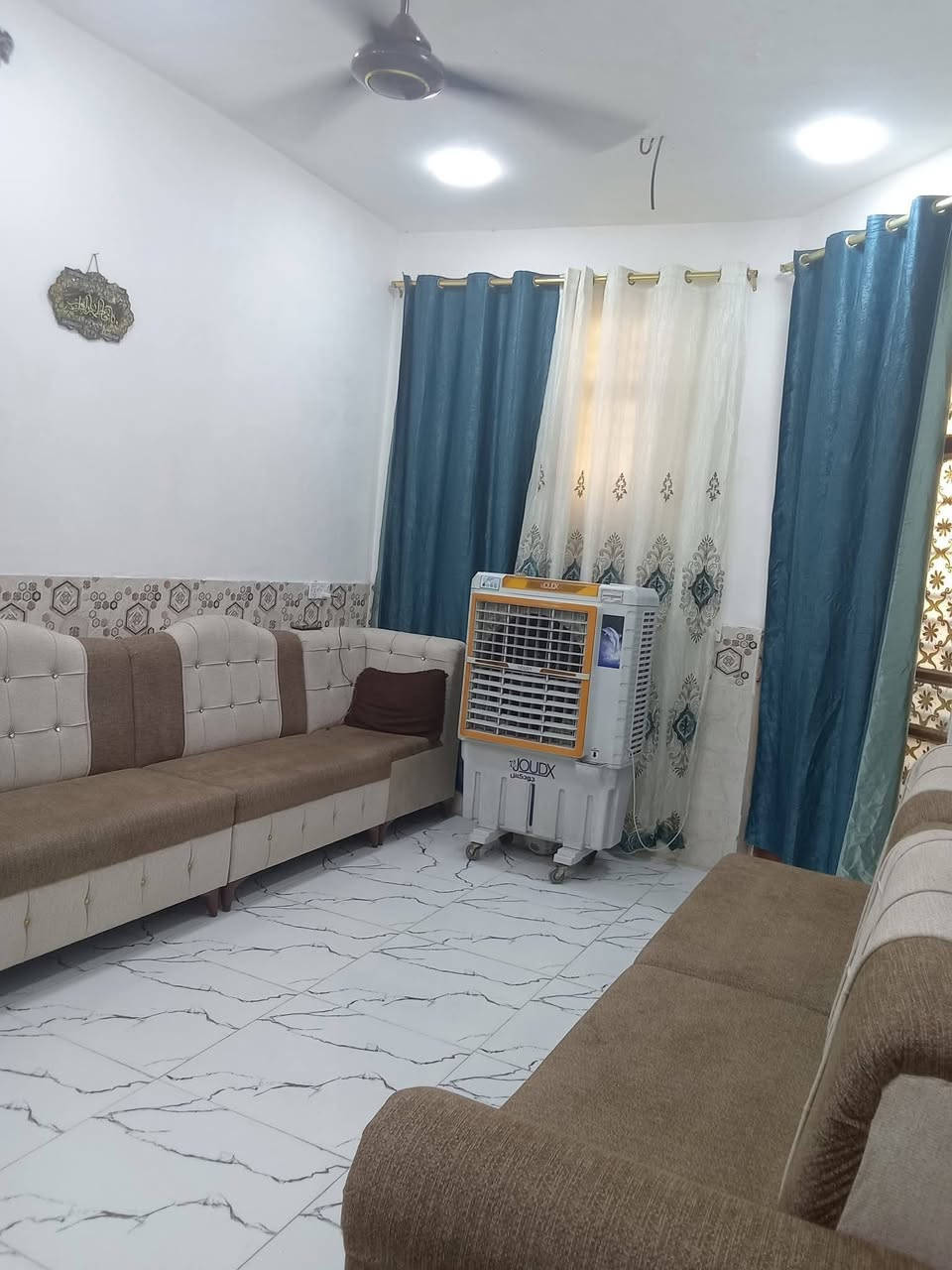 السلام عليكم
بيت لرهن
بيت لرهن
بيت لرهن

منطقة التراث

مساحه البيت ١٠٠ متر بناء حديث

البيت مي مجاري كهرباء كامل من كلهن

للاستفسار الاتصال على الرقم
***********

سعر الرهن 20 مليون
