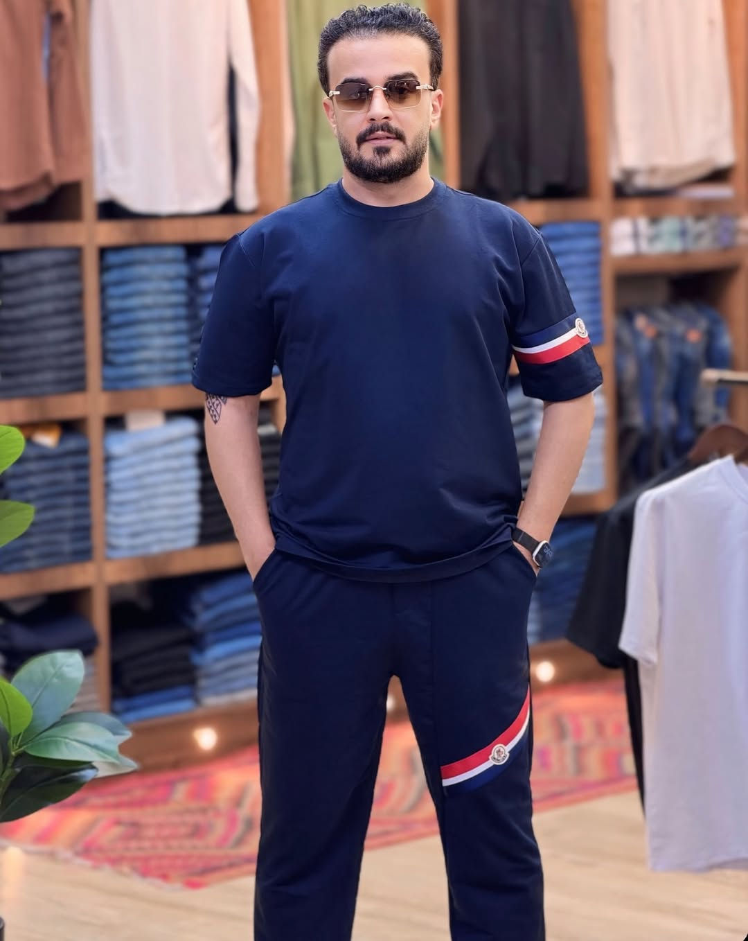 ✨ Rezhwan✨
👔 لەگەڵ ئێمە شیک پۆش و براند پۆش بە 🛍️
📍 ناونیشان: سلێمانی - ناوبازار - تەلاری نەقیب - دکان ژمارە 61-62
🔶 العنوان: سليمانية - عمارة نقيب - رقم محل 61-62
🚖 گەیاندنمان هەیە بۆ هەموو عێراق 🚖
توصيل متوفر لكافة محافظات العراق 🚕
📞 پەیوەندی / للاتصال:
***********
***********
