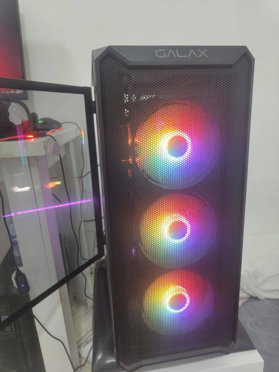 السلام عليكم 
تجميعية للبيع مستخدم نضيف كلشي مع كراتينه
سعر 1,080,000دينار 
.
.
CPU: i5 12400f
CPU Cooler: Arctic Freezer A35 RGB
Motherboard: Gigabyte B660M Gaming DDR4
RAM: T-Force Delta RGB 16GB (2X8) 3600Mhz
SSD: Lexar 1TB NVMe NM620
GPU: 3070 Ti Zotac Trinity OC 3Fan
GPU Cooler: Jonsbo RGB 3 Fan
PSU: FSP HyperK Pro 750Watt Gold
Case: Galax Revolution 07 (4 RGB Fan)
Mouse: Attack Shark X3
Keyboard: Kraken 60Pro
Headset: Red Dragon H510 Zues X
Monitor: AOC 27inch 180Hz IPS 0.5MS
Camera: Jellycomb HD

مكاني زاخو ماعندي توصيل


**إذا كنت صاحب هذا الإعلان وتريد حذفه لأي سبب، رجاءا أرسل رسالة إلى الدعم الفني**