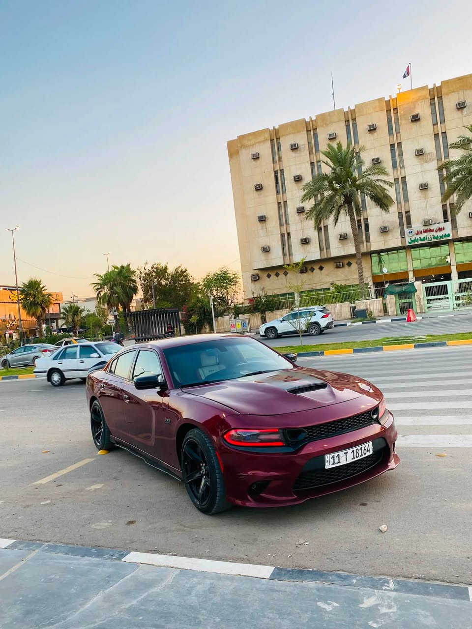 السلام عليكم
دوج جارجر 2019
 Sxt
6 سلندر 3600
ماشيه 87 الف 
السياره نضيفه من كير مكينه حداديه

بيها تبديل بنيد وصبغ في باب السائق
بدون اي دواخل وصور الحادث مرفقه

السعر 188$ وبيها مجال بسيط 

مكان السياره / الحله _ شارع ٦٠

اتصال فقط / ***********

