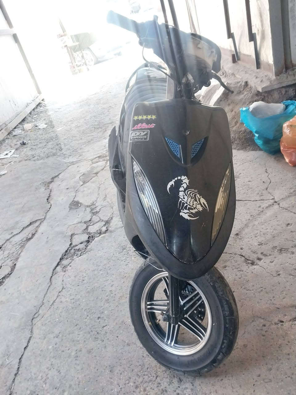 السلام عليكم 
ماكس عدلة مكينة بلادية ناعمة برغي واحد ممفتوح بيها
كفرات 4 ولف اصلي 
كفالة عامة 
_____________

مكاني البياع تقاطع درويش 
*********** 
السعر خاص

