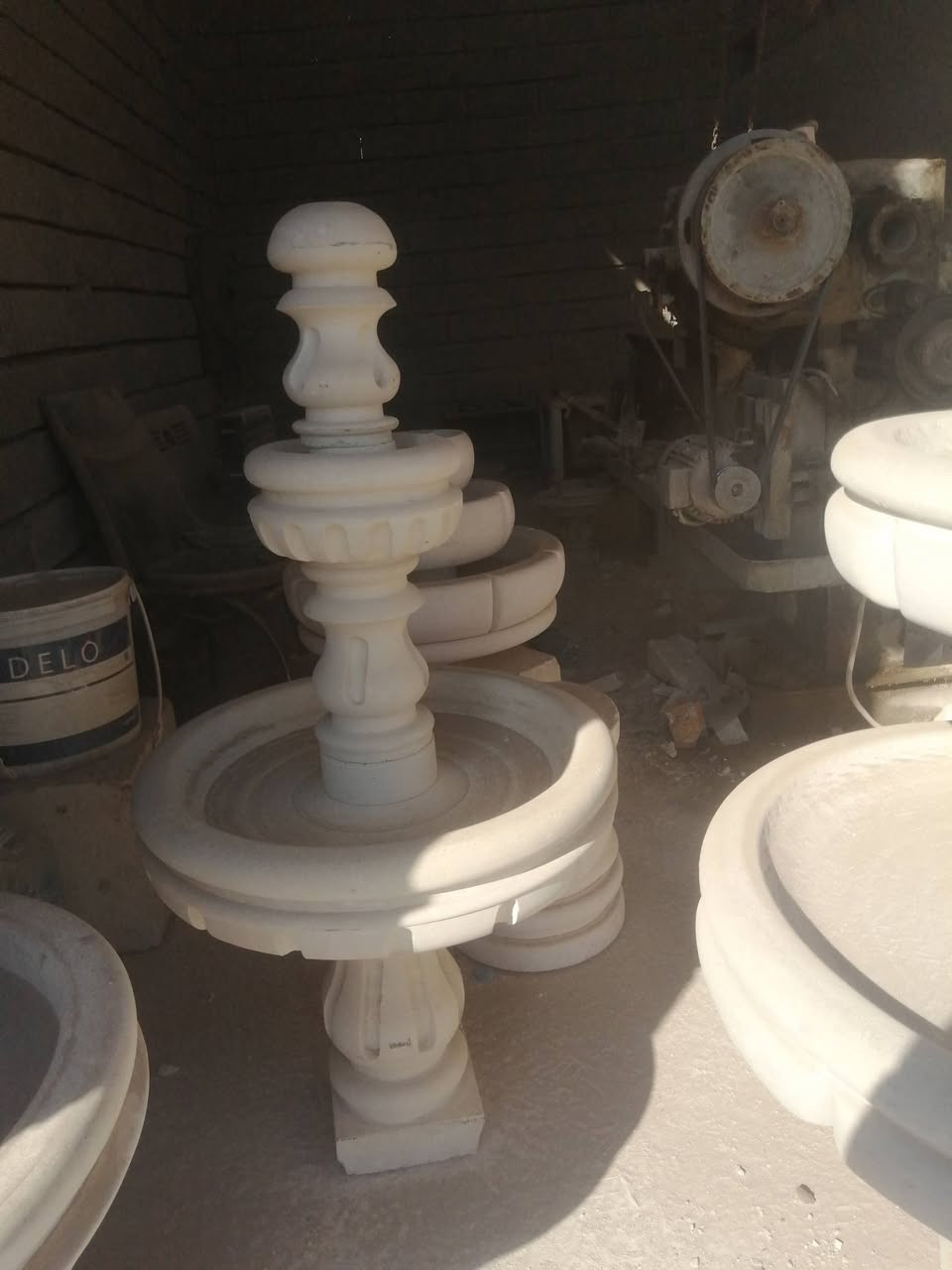 عمل نافورات الحجر بااحجام مختلفه وبأسعار تنافسيه يوجود توصيل مجاني أربيل _ موصل ***********
