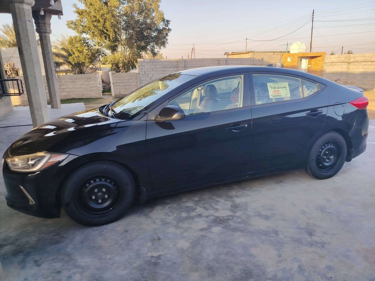 سلام عليكم
النتره 2018 فئه SE
محرك 2000دوش على وضع الشركه
كير AT على وضعيه الشركه
فقط بنيد بدون دواخل بدون لغد شاصي السونار مرفق 
منضومه زنون كامله 3 انضمه قياده ماشيه 78 بسمي مكاني بغداد *********** السعر 128 وبيها مجال
