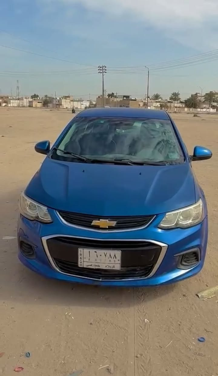 إعلان بيع سيارة شيفروليه سونيك 2017
المواصفات الأساسية:
• النوع: شيفروليه سونيك (Chevrolet Sonic) فئة LT.
• الموديل: 2017.
• اللون: أزرق.
• الرقم: كربلاء (خصوصي).
الحالة الميكانيكية والداخلية:
• المسافة المقطوعة (الممشى): 140 ألف كم.
• المحرك: المكينة مفتوحة ومجفتة (محرك جاهز).
• المقصورة الداخلية: كشنات مغلفة، شاشة وسطية، وتحكم ستيرن (كما موضح في الفيديو).
حالة الهيكل الخارجي (الضرر):
• توجد ضربة في الأبواب اليمنى.
• توجد بعض الدعجات والخدوش المتفرقة في البودي الخارجي (السيارة معروضة بحالتها كما في التصوير).
السعر والتواصل:
• السعر المطلوب: 65 ورقة وقابل للتفاوض
• المكان: كربلاء.
• للتواصل: ***********.
