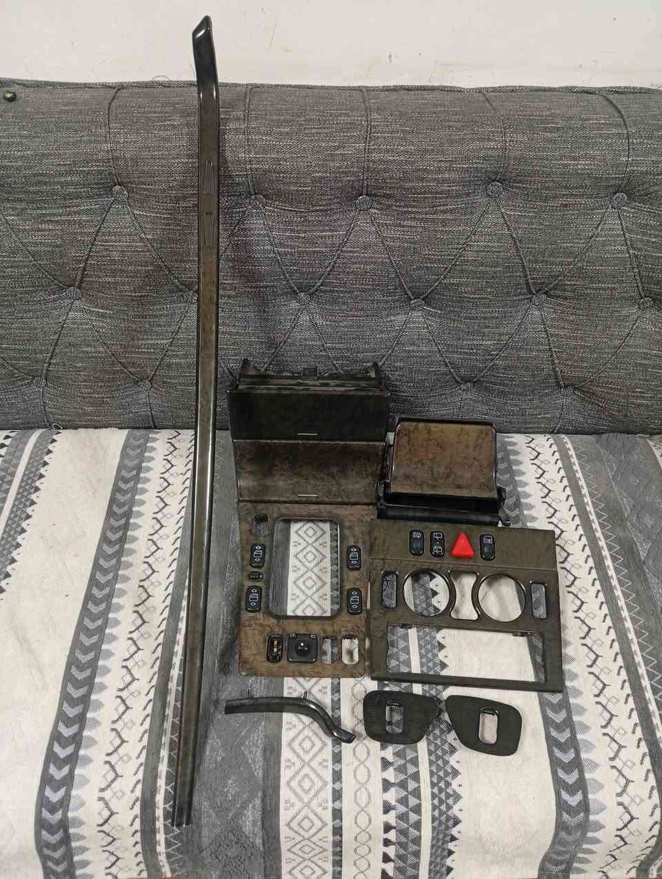 السلام عليكم شباب السعر225الف
صاج مال سياره ام عيون جديد لا كسر ولا فطر الدكم كله شغلات
المكان بغداد الشعب يم الاسواق المركزيه الي اريد  توصيل موجود ***********
