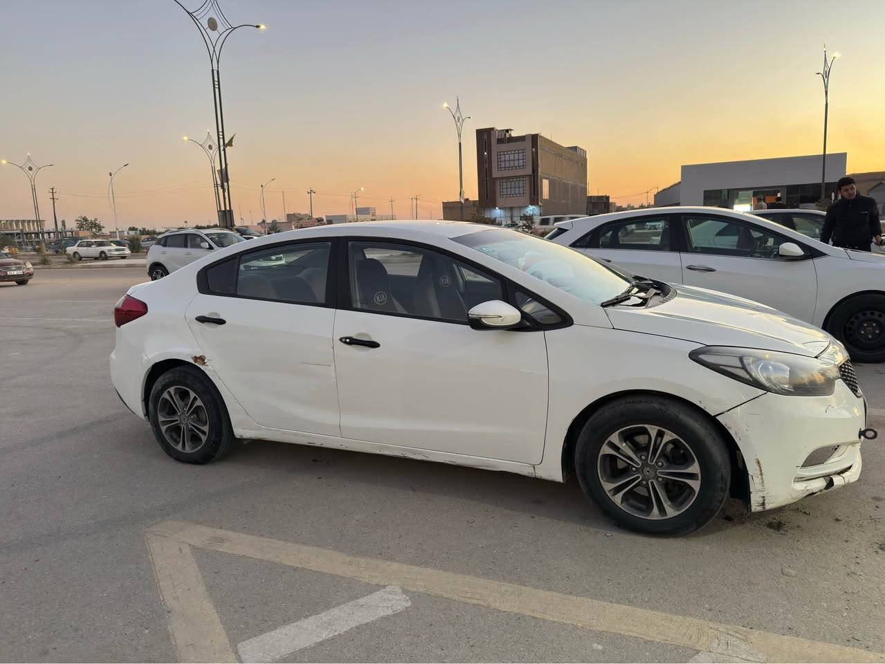 سيراتو 2014 بأسمي مداور ثاني يوم 
السيارة كفالة من العيب الشرعي متجايه
جاهزة السيارة  محرك كارتون كير تبريد حدادية نص عمر 
السعر 78 وبيها مجال بسيط 
العنوان ناصرية 
*********** ناصرية, ذي قار
