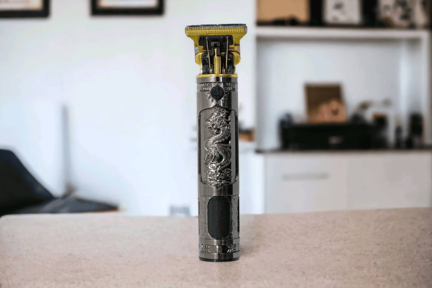 مكينة حلاقة صفر

الميزات:

أداء عالي ومميز مع بطارية بعمر عالي

شاشة توضح نسبة شحن البطارية

بطارية تدوم لمدة 3 ساعات استخدام

شفرات من الفولاذ المقاوم للصدأ

مدخل شحن نوع تايب سي

ثلاث رؤوس سهلة التبديل قياس 1, 2, 3 ملم مع رأس للحماية

أبعاد الجهاز: الطول 15 سم  العرض 4 سم

المنشأ: الصين

الملاحظات:

مدة الشحن ساعتين

يمكن استخدام الجهاز أثناء الشحن