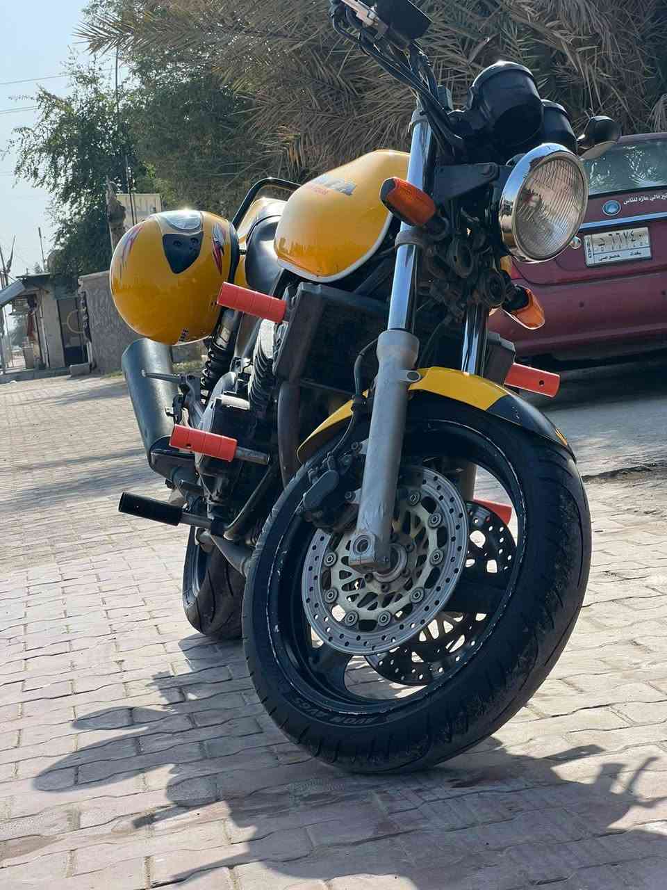 السلام عليكم دراجه سيبي فورمكينه 400جيل الاول معدل فول كهربائيات كلهن شغاله مكينه فول مانفتوح خرسه اوراق اصوليه ***********
