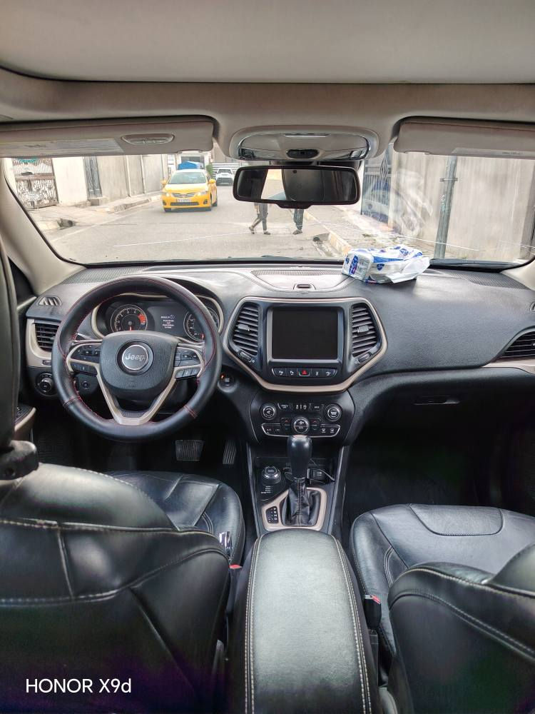 السلام عليكم جيب شروجي موديل 2018 مابه ضربه شغاله فول limited رقم السلیمانیە شرط تحويل مكان سيارة كركوك سعر$180ورقه به مجال🚗 ...سڵاو جێبی شروگی مۆدێل 2018 لێدراوی تیانیە فوولە limited رەقەم سلێمانیە بەشەرتی تەحویل شوێنی ئۆتۆمبێل کەرکوک نرخ$180 مەجالی تیایە ،ژ.م *********** كركوك, العراق
