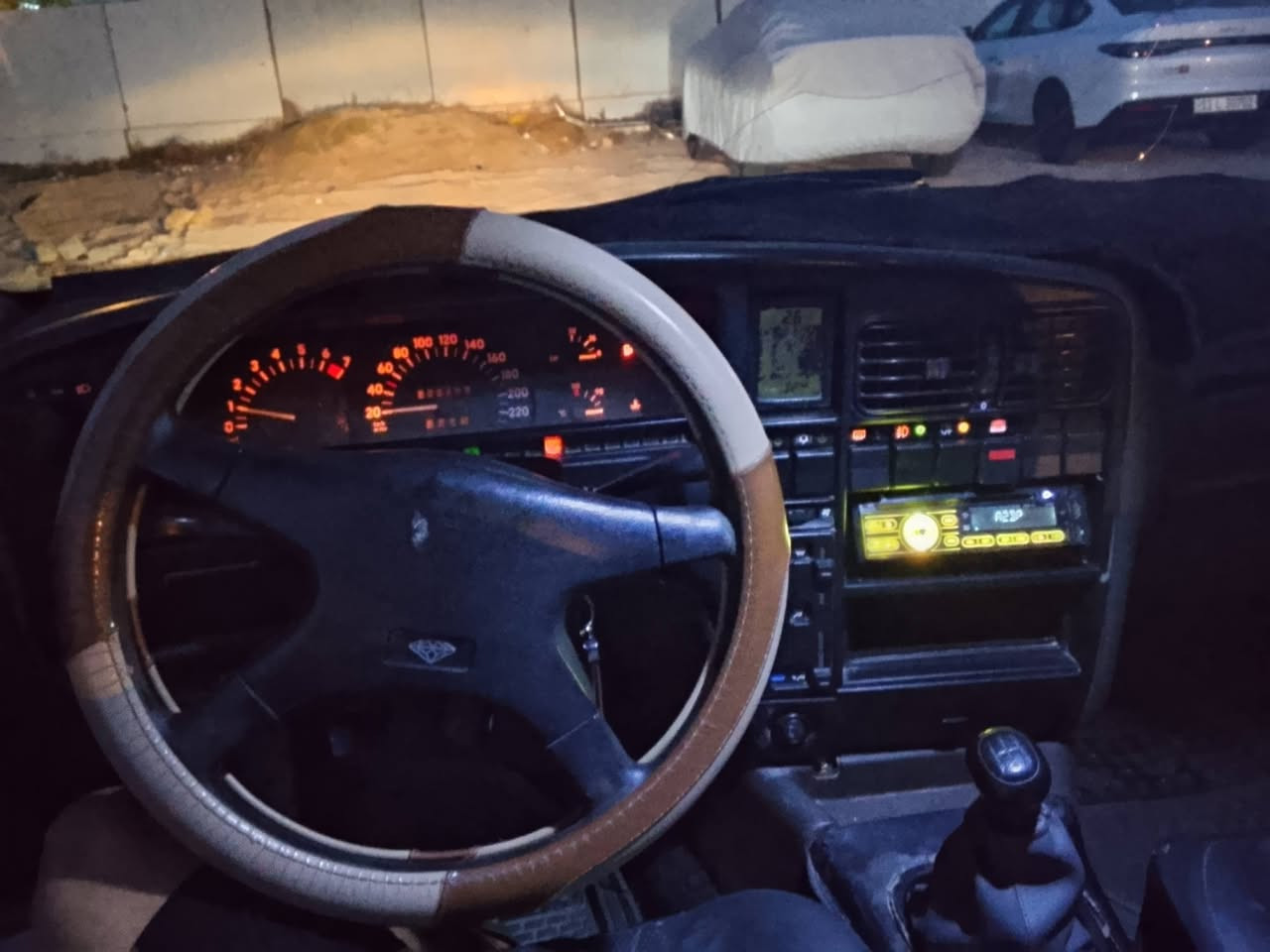 اوميكا 92 للبيع او مراوس
مشروع وطني تحويل ثاني يوم كير و محرك نظيف تخم تاير جديد كهربائيات شغالة اشاير دبل اشارة ماسحات دشبول شغال تبريد نقص بس غاز فتحة سقف بلاجكتورات زنون اصلي جام امامي كهربائي داخل جلد فتحة سقف السيارة حلوا نصبتها ونشطة 
ايرفلو جديد شادة السيارة صافية سيارة بلادية وعظمتها حلوا السعر ( 32 ) وبيها مجال   ***********

نواقص السيارة 
صدر امامي
