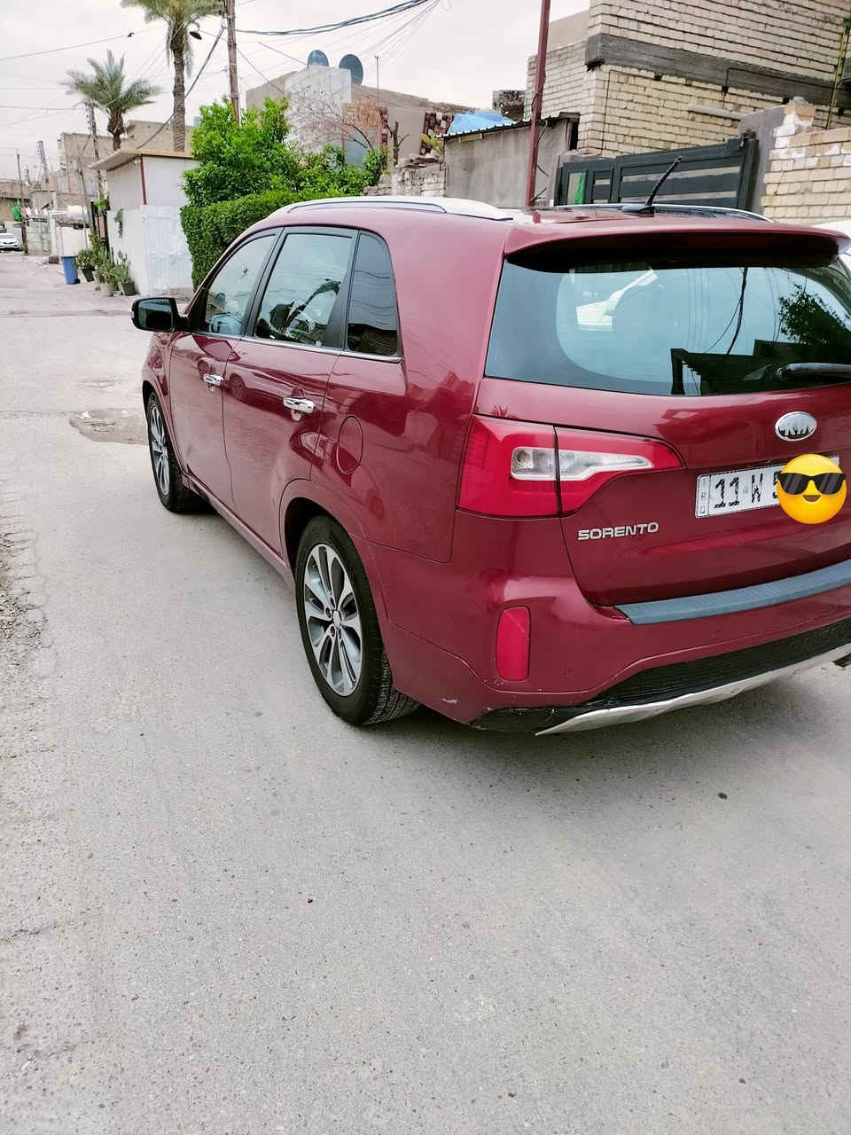 كيا سورينتو 2014 SXL VIP
بيع سريع 
فول مواصفات – داخل ملكي – أعلى فئة
المواصفات:
3 بصمات
لايت زينون
مري شفط ومري قلاب
إشارات بالمرايا
بانوراما
حساسات خلفية
7 راكب
3 قطع تبريد
جنطة كهربائية
برادات خلفية
بك لايت LED
رادارات
كاميرات
ويل كب قياس 19
كشنات تدفئة وتبريد أمامي وخلفي
حضن للسائق
إشارة ترحيب
شاشة أعطال

🟪 السعر  :: 145 وبيها مجال للطيب المشتري 📩
***********

4 وضعيات قيادة (Eco - Sport - Normal - Comfort)
شاشة أصلية بلادية
إضاءة ترحيب بمقابض الأبواب
تحكم كهربائي بالكشنات الأمامية والخلفية
الحالة:
الممشى 130 ألف
مبدل محرك جديد بحالة ممتازة
محرك 6 سلندر GDI
الكير مكفول
تبريد ثلج
تدفئة فول
ملاحظات:
بدون صبغ
الدعاميات بيها شخوط بسيطة وتكحيل وبارد فقط
طعجة بسيطة بالجنطة وغير مصلحة

