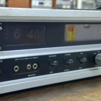 جهاز تحفه هو امبليفاير و هو كاسيت و راديو يعني مثل الرايزنك مجرد تربط ...