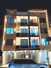 عمارة تجارية • ركن • ٧ شقق