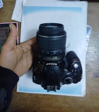 كاميرا للبيع ويا ملحقاتها 07849735016