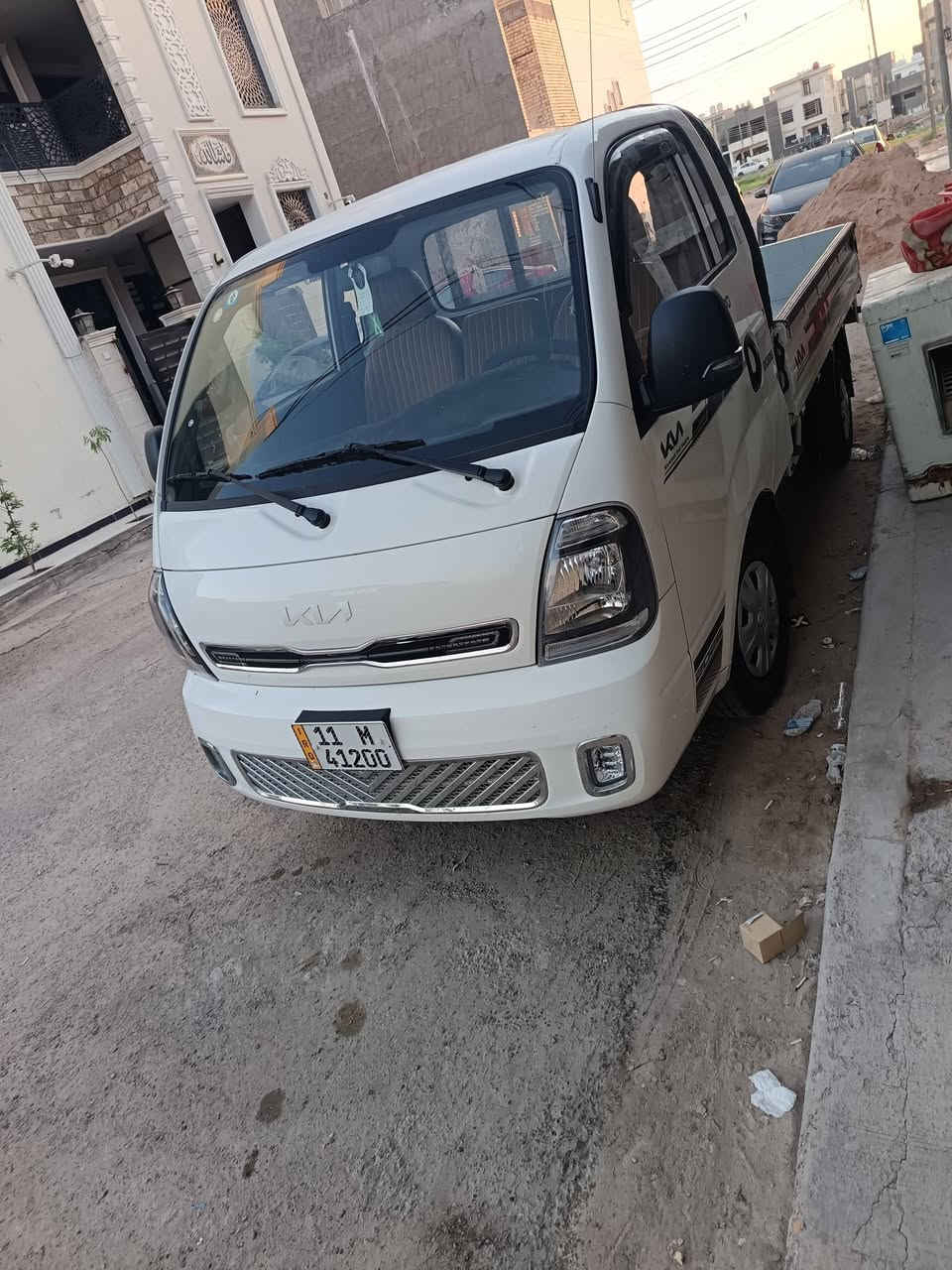 السلام عليكم كيه بنكو موديل ٢٦ سياره جديده زيرو مكفول من كلشي وبسمي دوشمه مكان بغداد الوسفيه سعر ١٨٠ وبيه مجال ماشيه ٥١٠٠ رقم ***********
