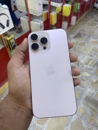 آيفون ١٦ برو • ذاكرة ٢٥٦ • بطارية ٩٨