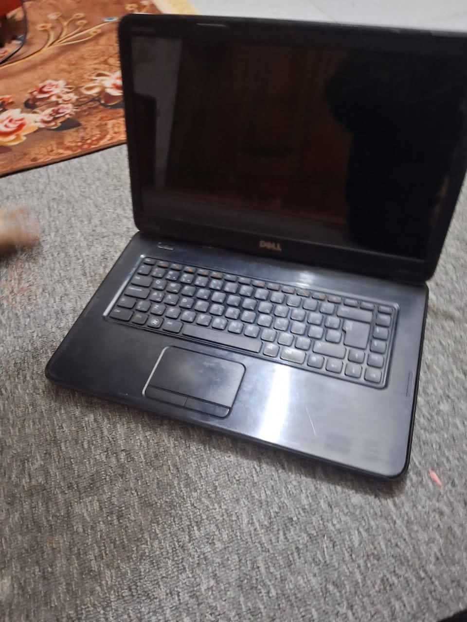 السلام عليكم اغراض للبيع كلمن وسعره تفاصيل واتساب ***********
