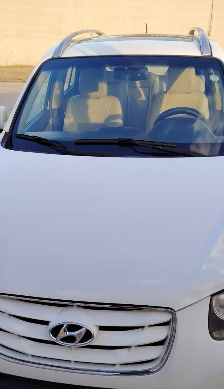 السلام عليكم
سنتافي ٢٠١١ محرك ٦ بصمة وسلايت ٧ راكب سنوية وهزة جديدة وبسمي رقم أربيل جديد السعر ١٣٠ وبيها مجال
***********
