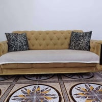 كنبة • للبيع • أثاث