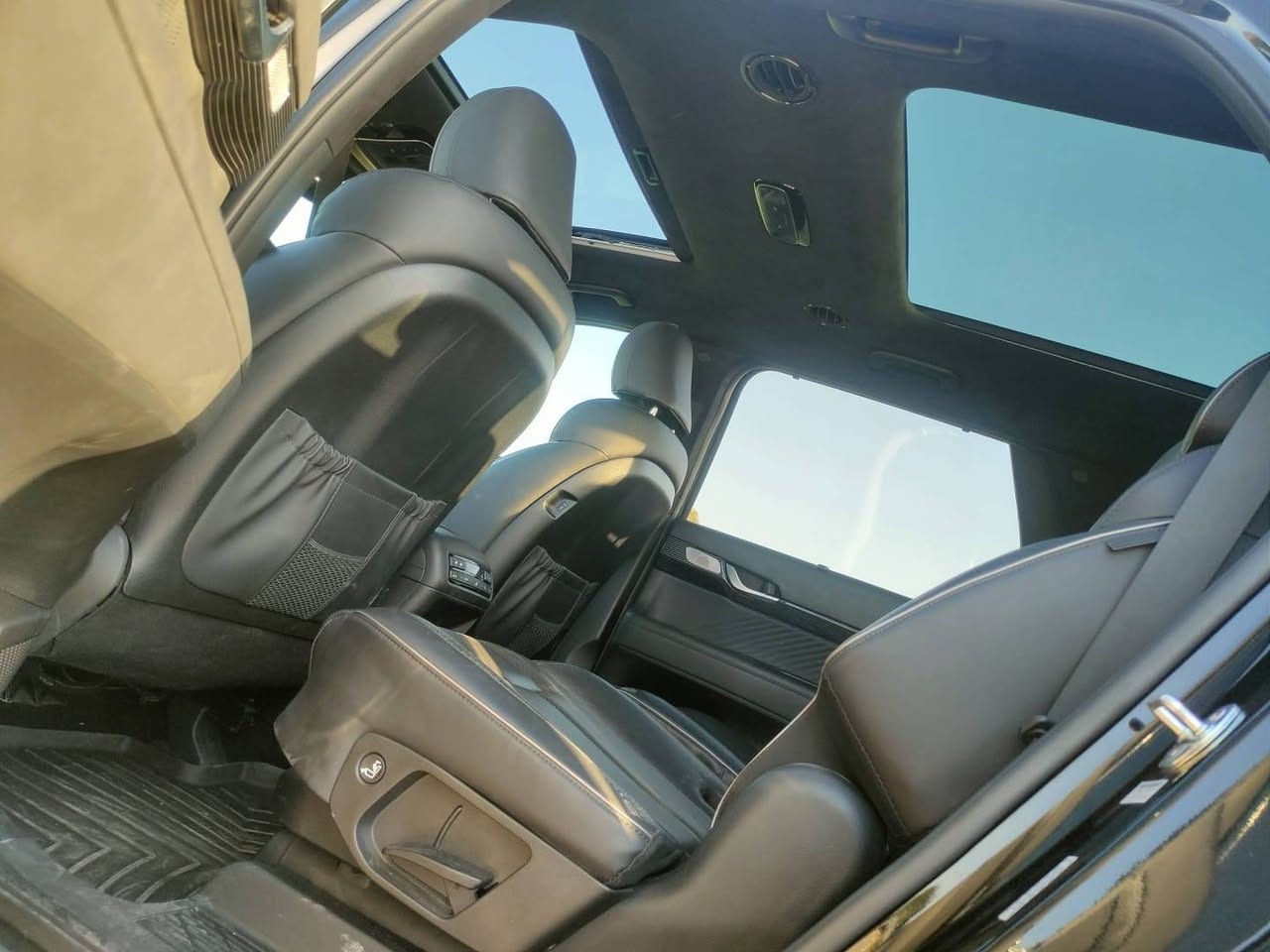 هونداي بلاسايد موديل 2023رقم اربيل
تحويل مباشر بيه قطعه واحد فقط بدون دواخل 
فول مواصفات واحد على واحد 
مكان الفلوجه 
سعر 320ورقه بيه مجال 
***********
