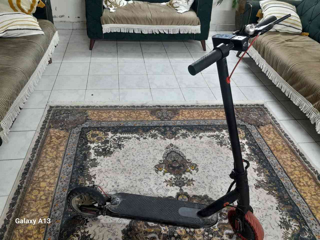يوجد اسكوتر للبيع قطع غيار  
شاومي  توجد بطاريه  وملف للبيع للتواصل
الاتصال ***********
