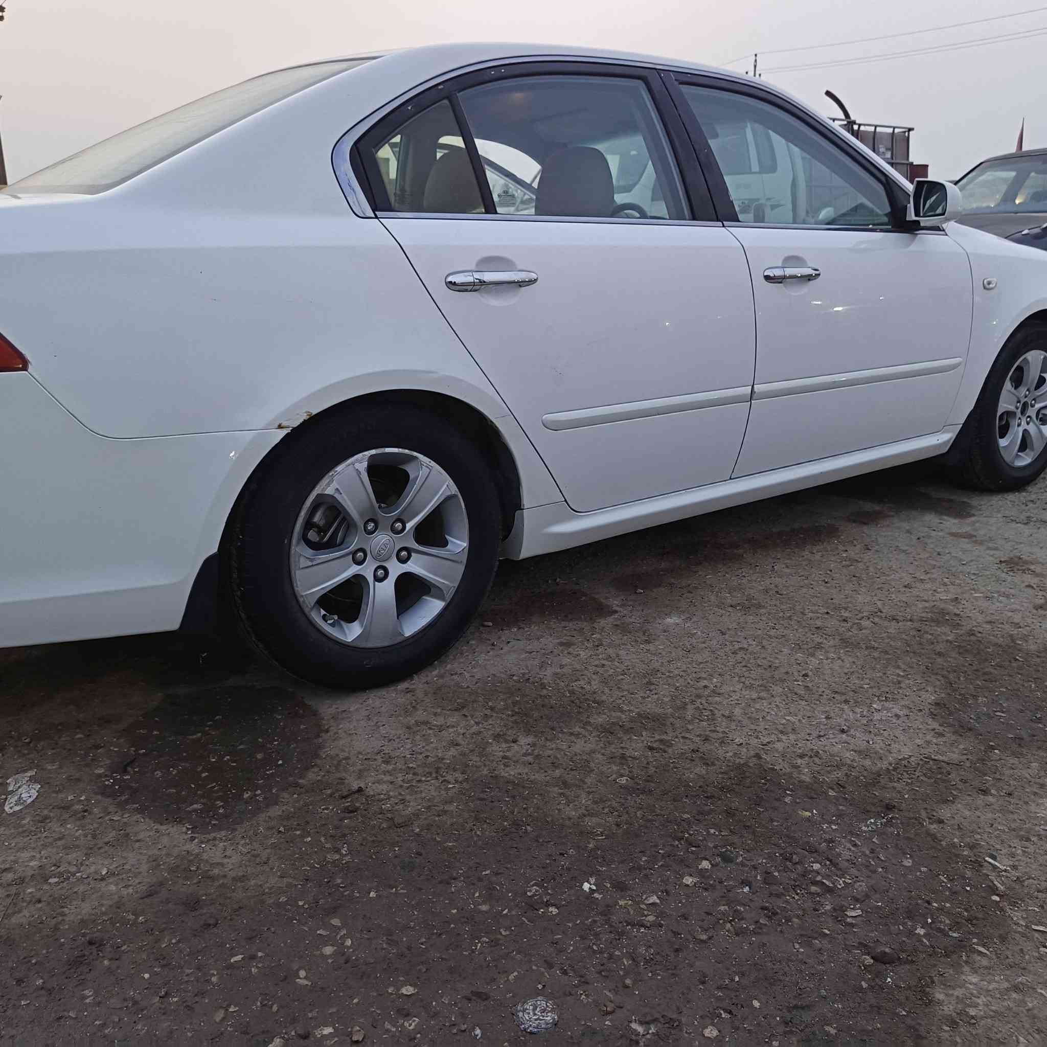 كيا اوبتيما خليجي 2009 بغداد دولي كير مكينه تبريد حداديه تبريد كله شرط السياره بيها صبغ جاملغ الأيسر الامامي وصبغ القماره وبعض البارد وصور السونار موجوده
السعر 105مكانها ناصرية ناحية الفضليه قرب البنزين خانه 
للاستفسار الاتصال ***********
