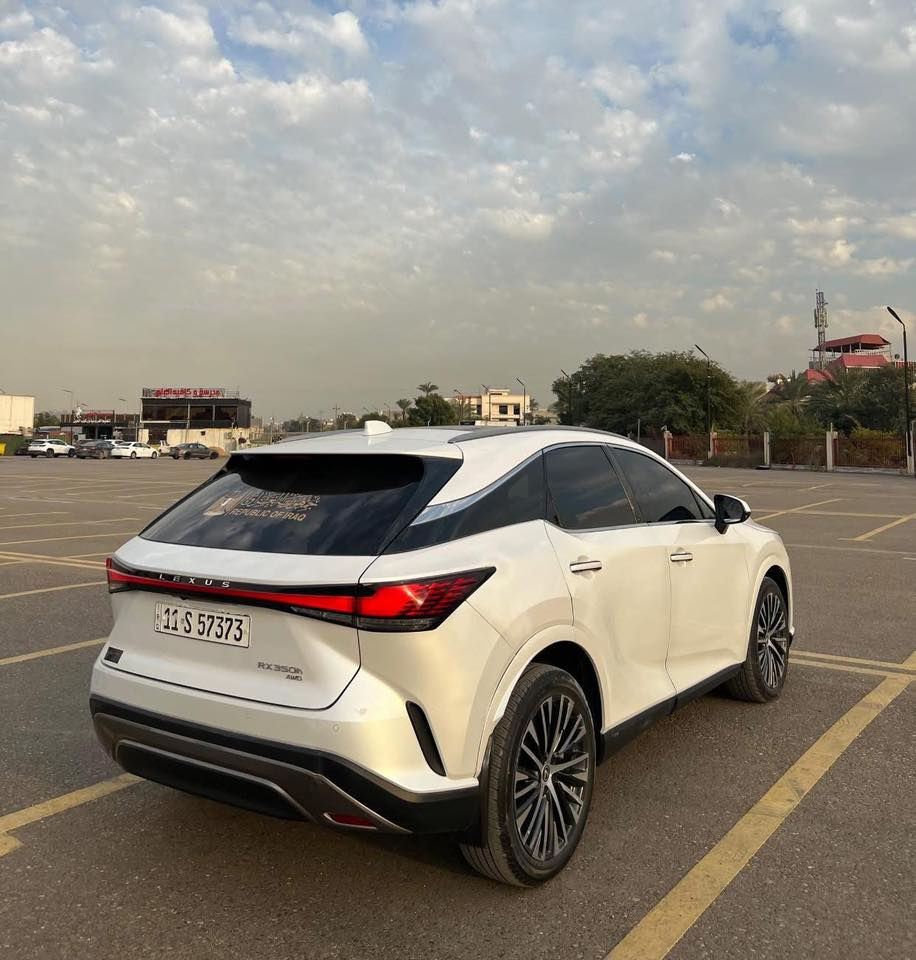 🚗 Lexus RX 350h — موديل 2023
حالة فوق الممتازة / نظيفة جداً / فخامة + اقتصاد

الممشى: (14,000) كم
اللون الخارجي: (ابيض صدفي )
اللون الداخلي: (ابيض)
الدفع: AWD
المواصفات:
 • هايبرد اقتصادي جداً
 • شاشة كبيرة وتطبيقات حديثة
 • كاميرا خلفيه
 • رادار + تنبيه خروج المسار
 • بصمة تشغيل
 • شحن لاسلكي
 • LED كامل
 •     مقاعد مريحة مع تبريد/تدفئة
الضرر : صبغ نصف الجوملغ المامي والباب المامي صبغ ونصف الباب الخلفي

💰 السعر المطلوب: ($36,000)وبيه مجال
📞 للتواصل: 
***********
***********
او زيارة موقع شركة الناجح العالميه بغداد حي الجامعه نفق الشرطه مقابيل مختبر الرازي
