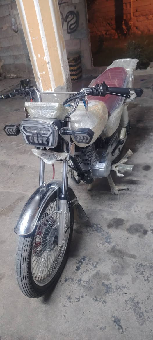 السلام عليكم دراجه تايكر موديل 2025 جديده ماماشيه شي قليل لاستفسار التصال ***********
