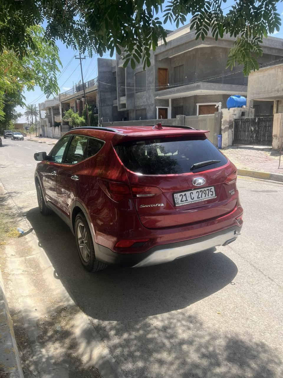 سنتافي 2017 اربعة سلندر ٢.٤ وارد امريكي بيهة بس جامرلغ مبدل بلادي و مرشوش كلير فقط و بدون دواخل سنوية جديدة السيارة باسمنا تحويل ثاني يوم 
السعر: ١٤٣ و بيهة مجال
العنوان📍:ديالى - المقدادية
للتواصل:***********
