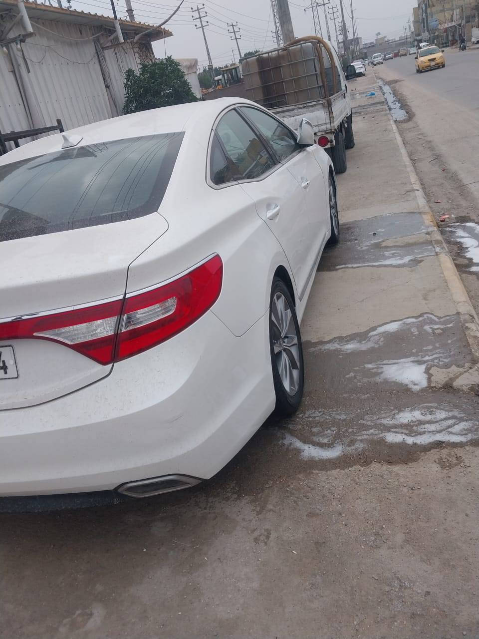 السلام عليكم ازيرا 16 للبيع او مراوس حسب القناعه فول مواصفات ما عدا الفتحه كشنات تبريد تدفئه دواخل عسلي ماكينه 6 سلندر ماشي 87 رقم ذي قار مشروع وطني مكان السياره ناصريه السعر 145 ❤️ ***********
