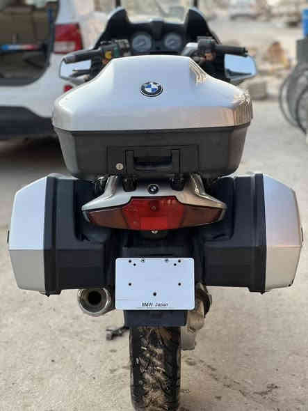 دراجة bmw rt1100 
دراجة بدون رقم 
الدرجة كلش حلوه احلا من الصور 
الدراجة عليها ادامة كاملة 
مكان الدراجة سامراء 
سعر 19$ بيها مجال 
***********
