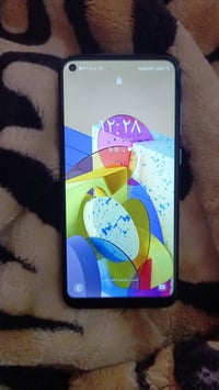 جهاز اي 11نضيف كلش ممصلح ذاكره 32اي استفسار خاص موجود او واتساب 077258...