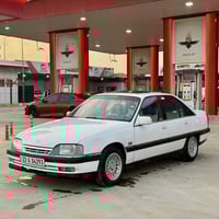 اوميكا • 1991 • كير اوتوماتيك