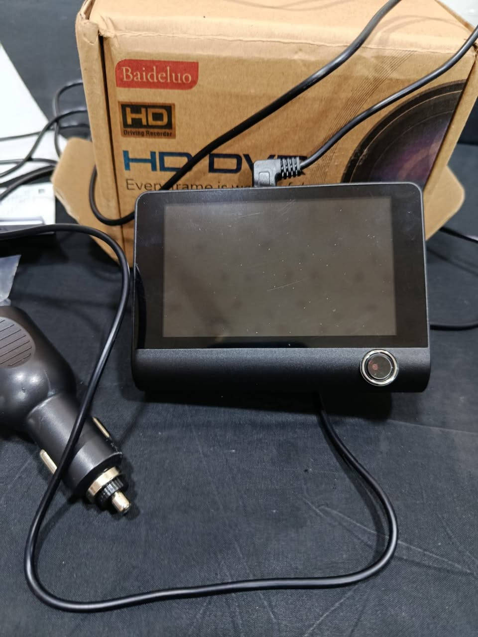 السلام عليكم داش كام عدد ٣
1 _ داش كام شاشة كبيرة كامرتين امامية وخلفية 

2_ داش كام واي فاي 4k مع رام 64 وفلاش كامرتين امامية وخلفية
3_ داش كام واي فاي فول hd  ثلاث كامرات 
كل القطع موضحة بصور
اي قطعة تعجبك راسلني وبخدمتك


**إذا كنت صاحب هذا الإعلان وتريد حذفه لأي سبب، رجاءا أرسل رسالة إلى الدعم الفني**