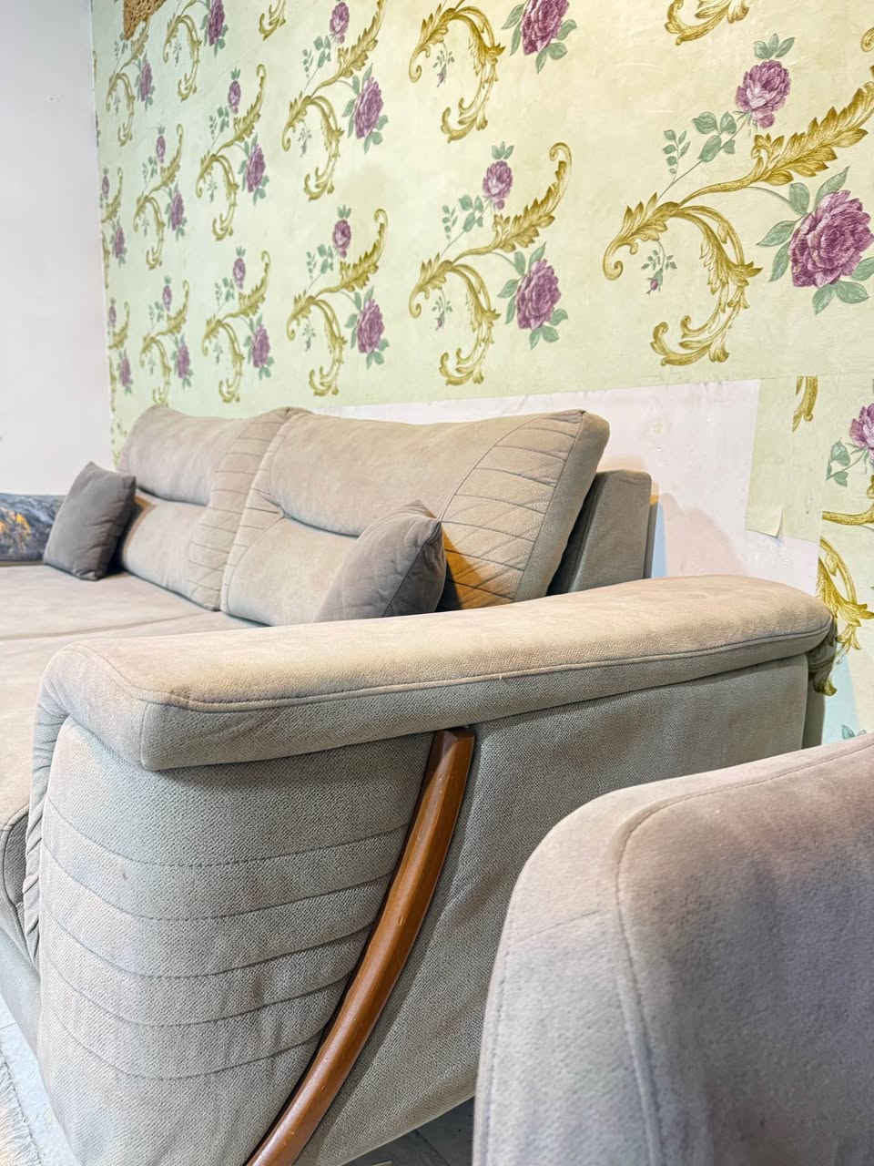 خمس قطع ١٠ مقاعد مع كوشات كربلاء, العراق


**إذا كنت صاحب هذا الإعلان وتريد حذفه لأي سبب، رجاءا أرسل رسالة إلى الدعم الفني**